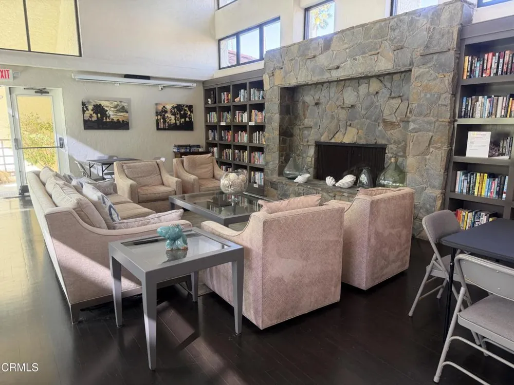 2277 Martinique Lane Oxnard, CA 93035