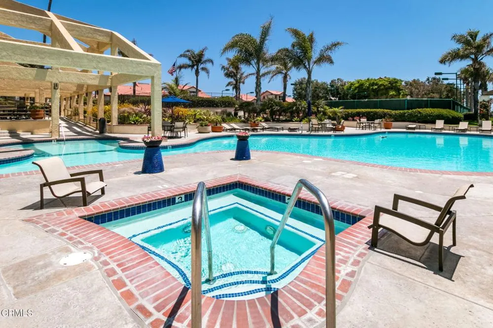 2277 Martinique Lane Oxnard, CA 93035