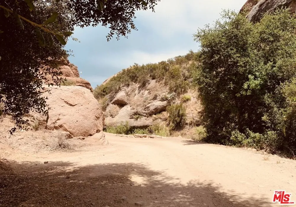 Red Rock Road Topanga, CA 90290