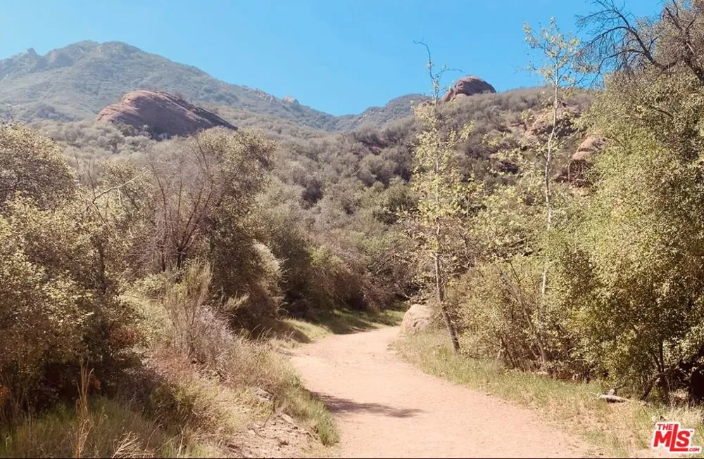 Red Rock Road Topanga, CA 90290