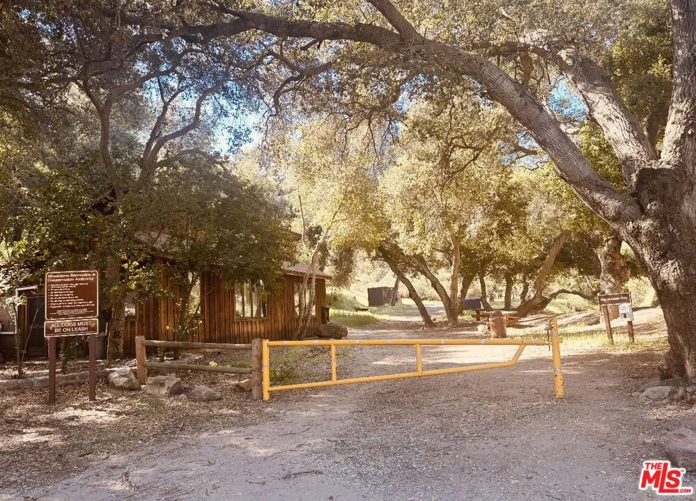 Red Rock Road Topanga, CA 90290