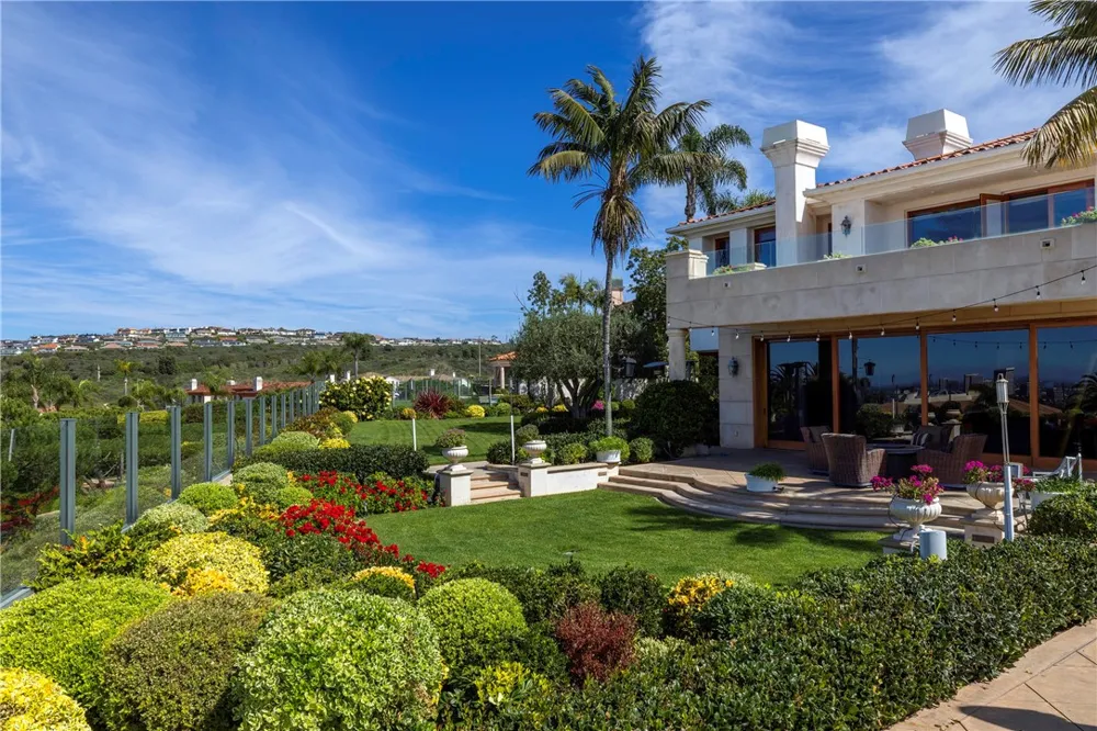 5 Pelican Hill Newport Coast, CA 92657