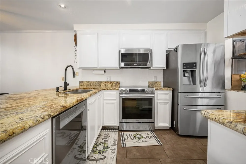 26701 Quail Creek #206 Laguna Hills, CA 92656