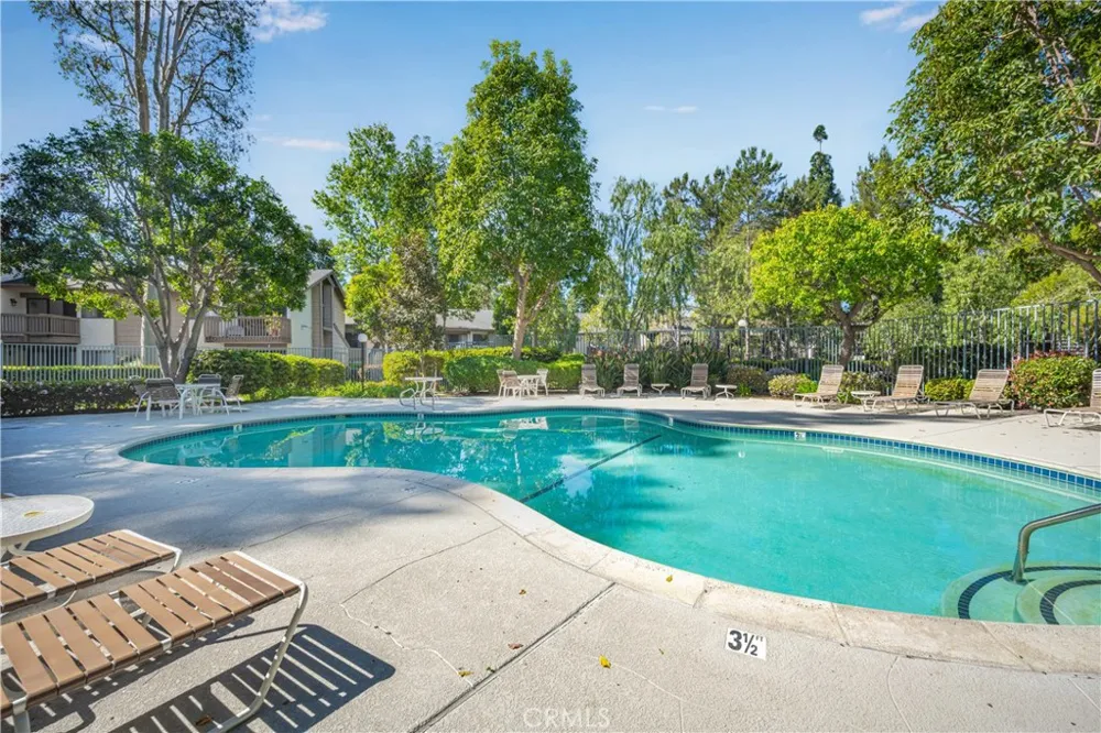26701 Quail Creek #206 Laguna Hills, CA 92656