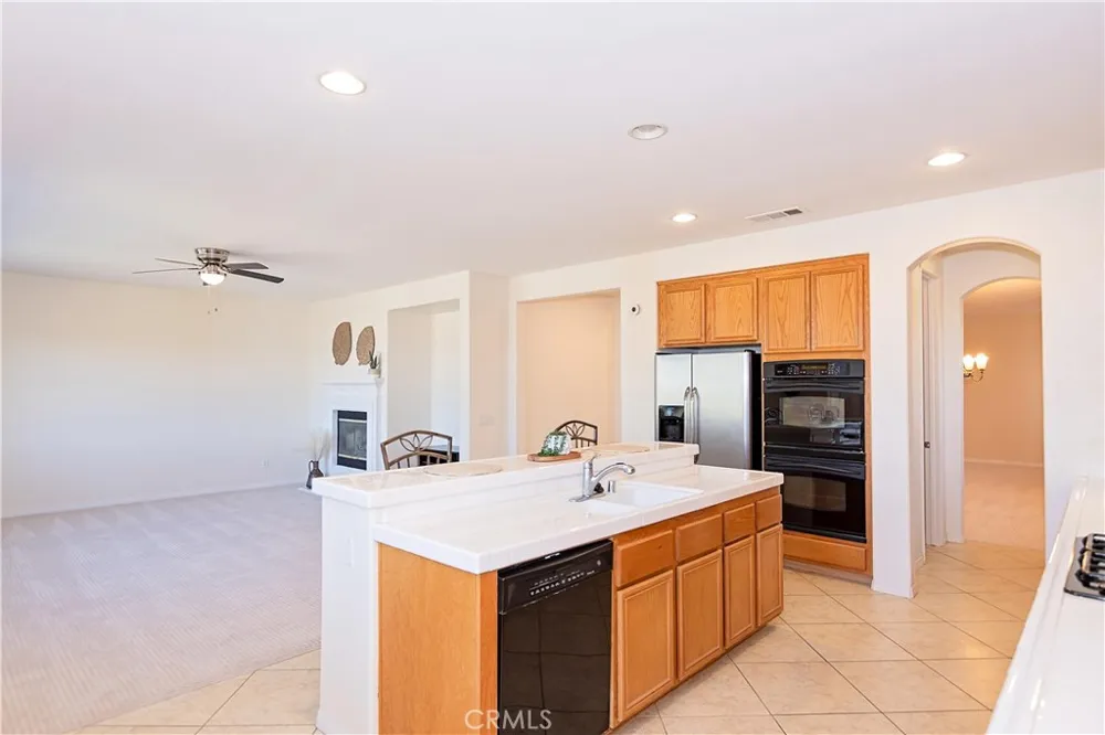 3607 Mountain Shadows Court Palmdale, CA 93551