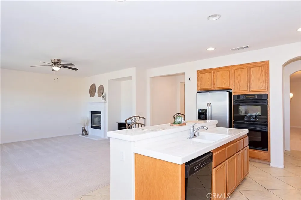 3607 Mountain Shadows Court Palmdale, CA 93551