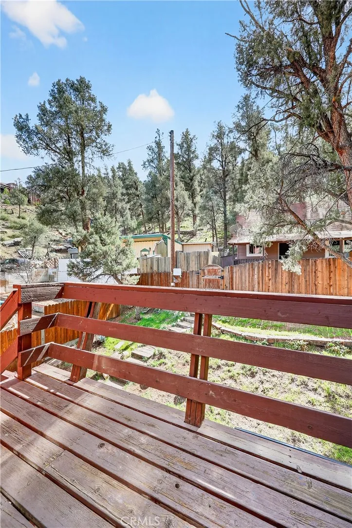 7004 Foothill Drive Frazier Park, CA 93225