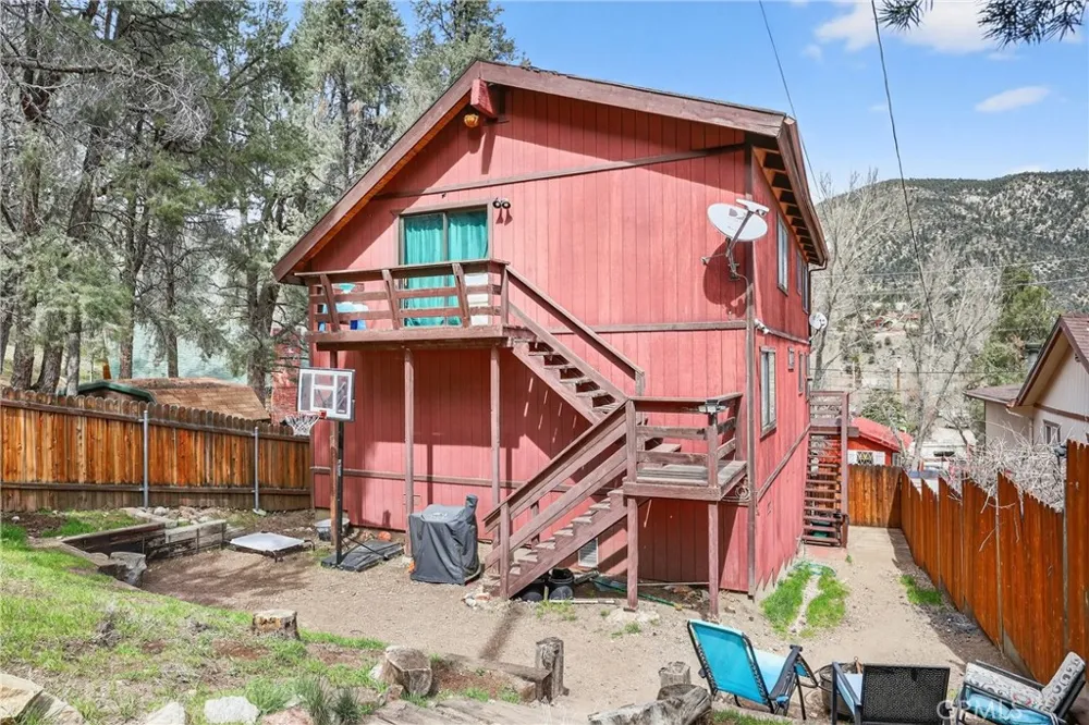 7004 Foothill Drive Frazier Park, CA 93225