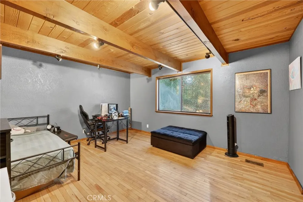 7004 Foothill Drive Frazier Park, CA 93225