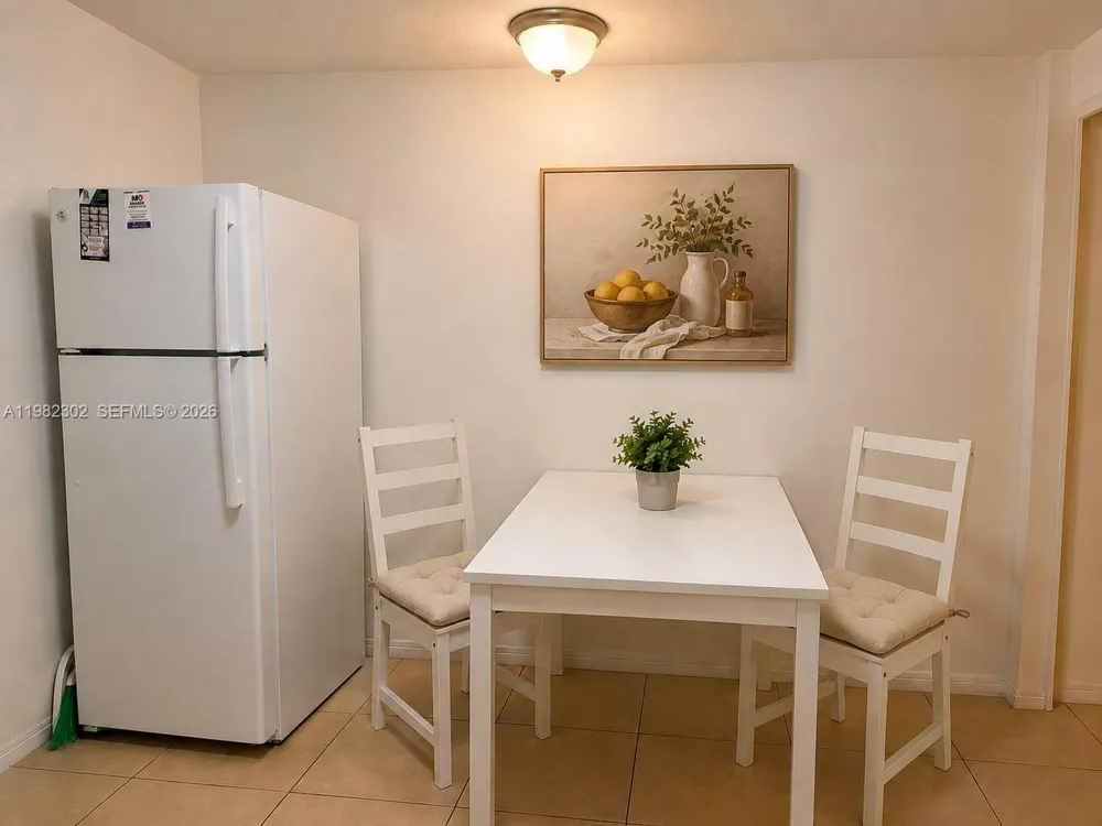 2620 SW 51st St #1-2 Dania Beach, FL 33312