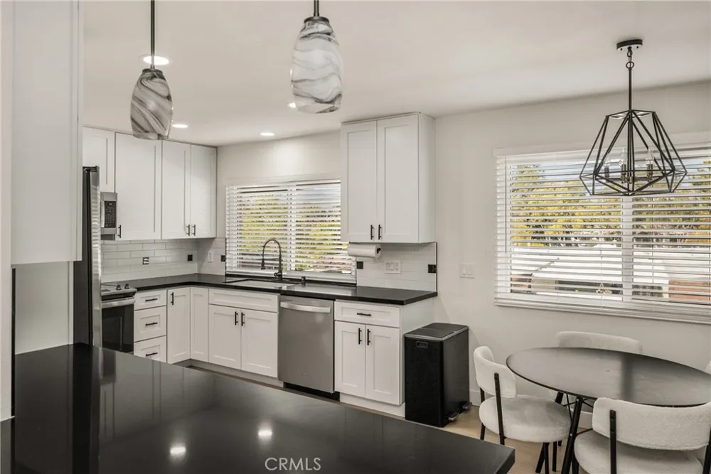 23292 Caminito Andreta Laguna Hills, CA 92653
