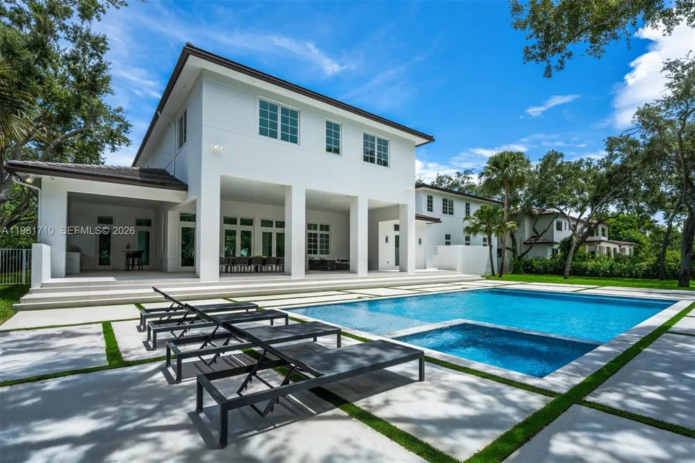 14100 Old Cutler Rd Palmetto Bay, FL 33158