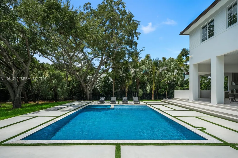 14100 Old Cutler Rd Palmetto Bay, FL 33158