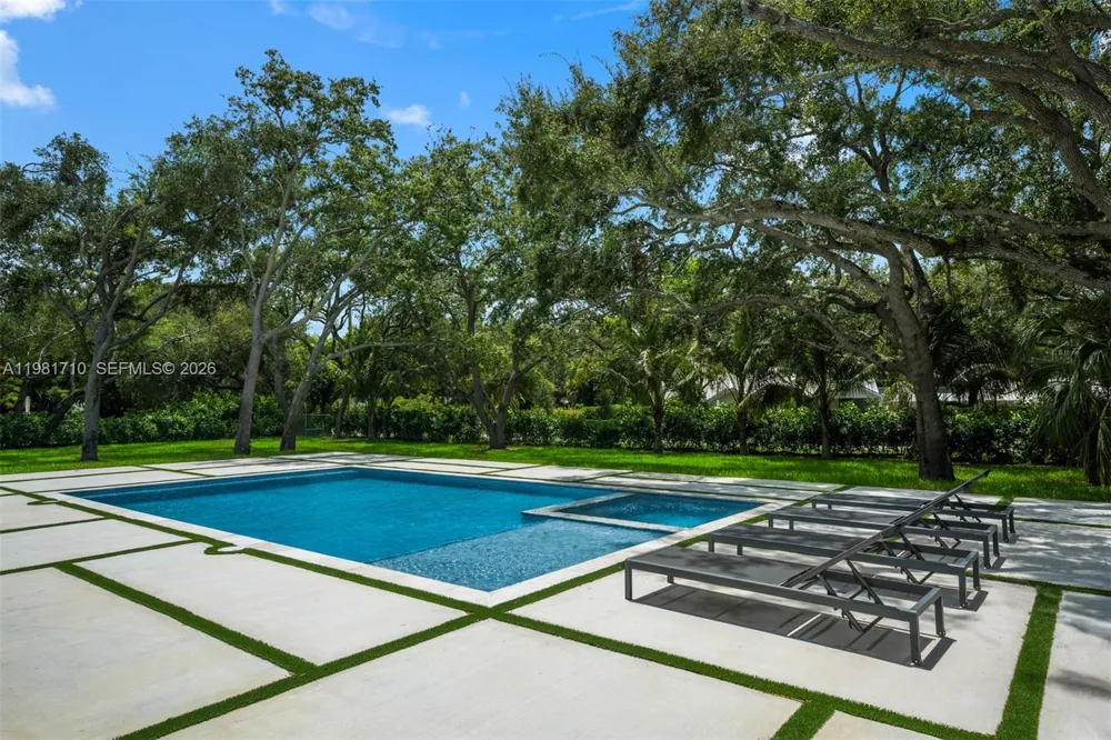 14100 Old Cutler Rd Palmetto Bay, FL 33158