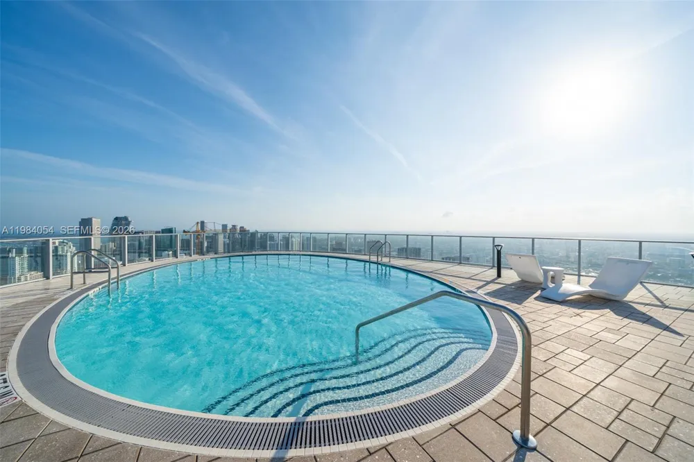 851 NE 1st Ave #4010 Miami, FL 33132