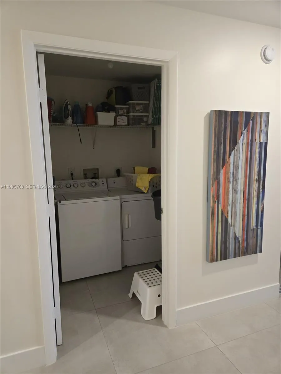 3340 NE 190th St #606 Aventura, FL 33180