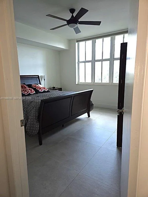 3340 NE 190th St #606 Aventura, FL 33180