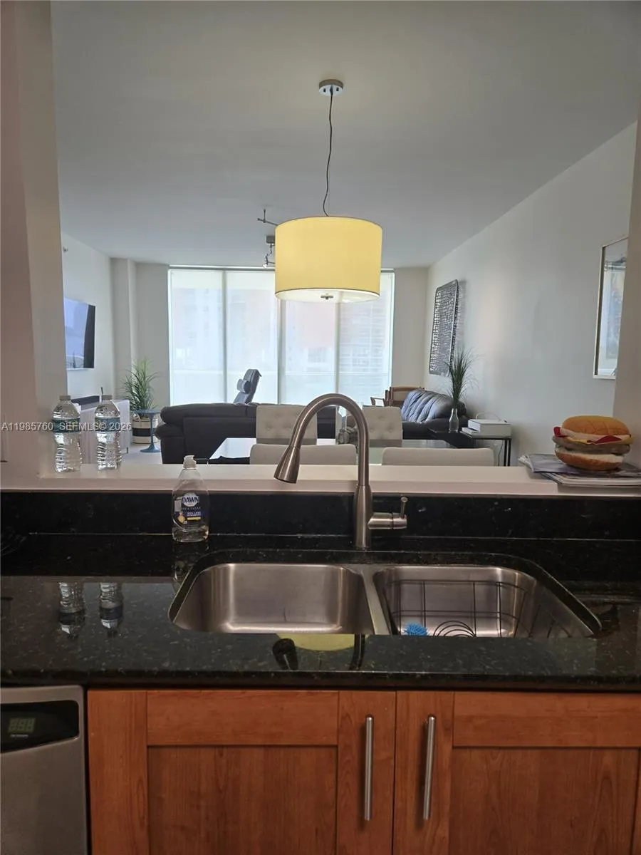 3340 NE 190th St #606 Aventura, FL 33180