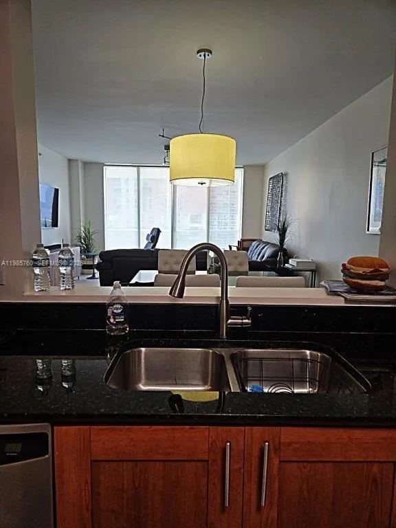 3340 NE 190th St #606 Aventura, FL 33180