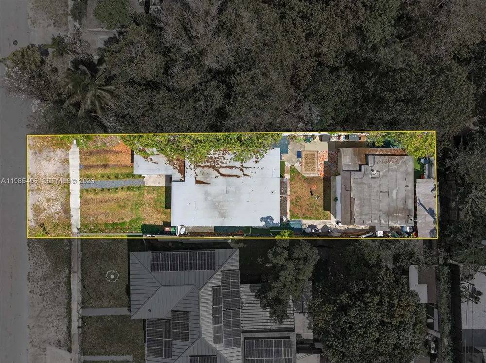 440 E 37th St Hialeah, FL 33013