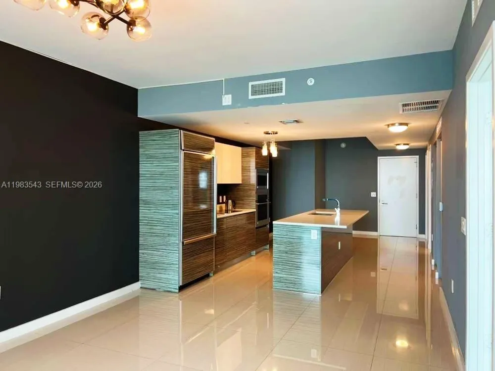 460 NE 28th St #1407 Miami, FL 33137