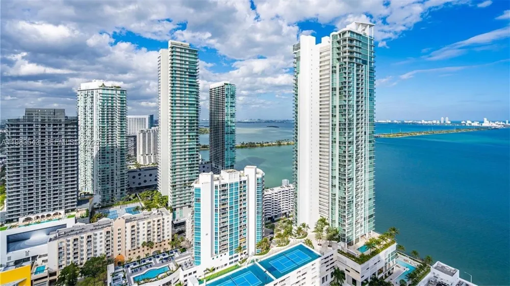 460 NE 28th St #1407 Miami, FL 33137