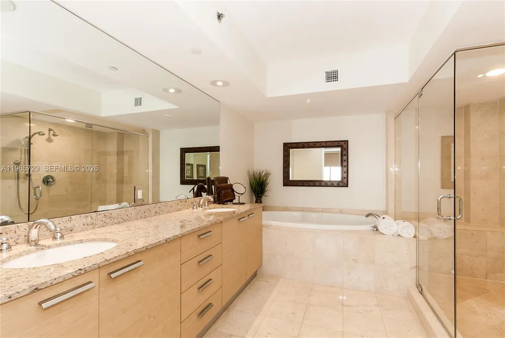 1830 S OCEAN DR #3204 Hallandale Beach, FL 33009