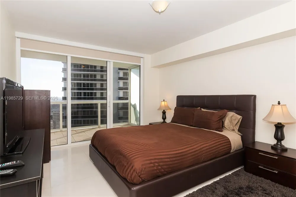 1830 S OCEAN DR #3204 Hallandale Beach, FL 33009