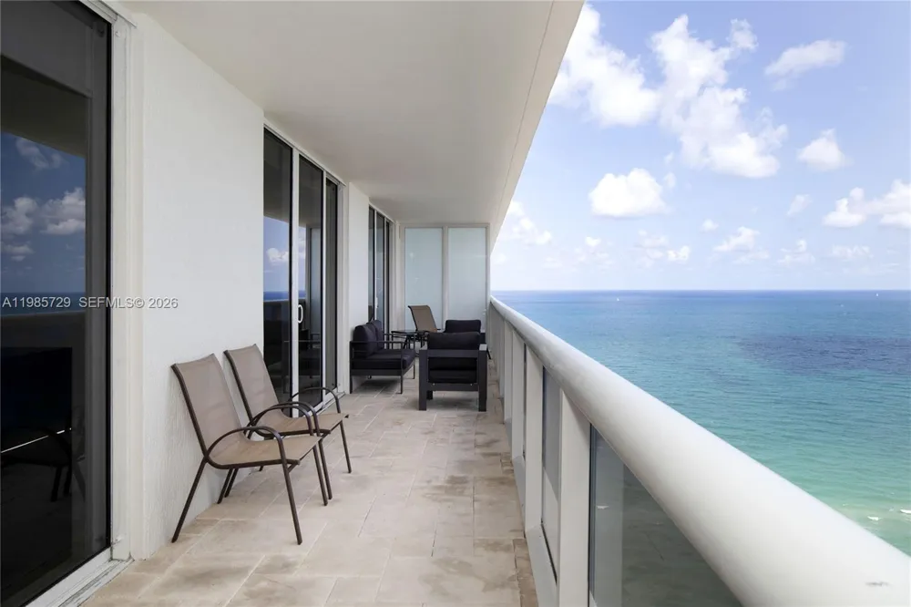 1830 S OCEAN DR #3204 Hallandale Beach, FL 33009