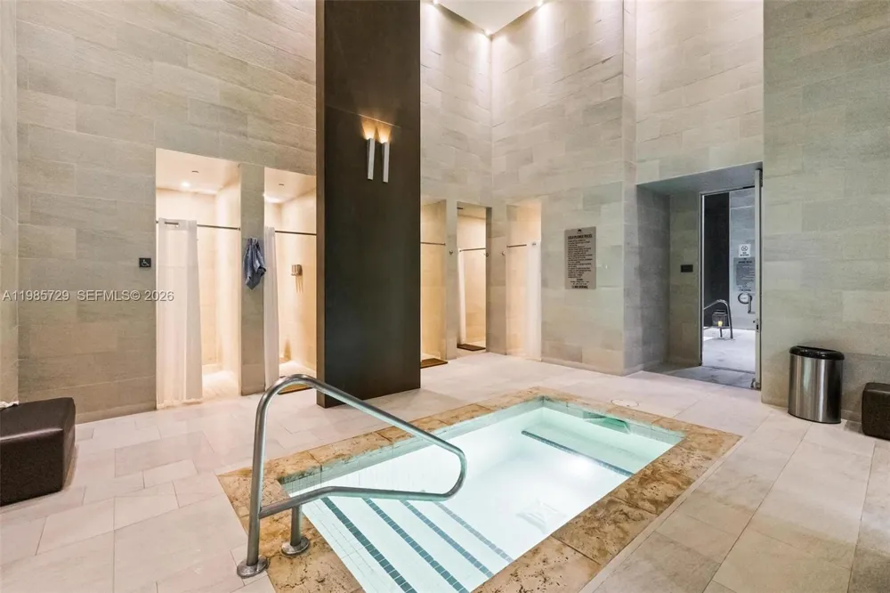 1830 S OCEAN DR #3204 Hallandale Beach, FL 33009