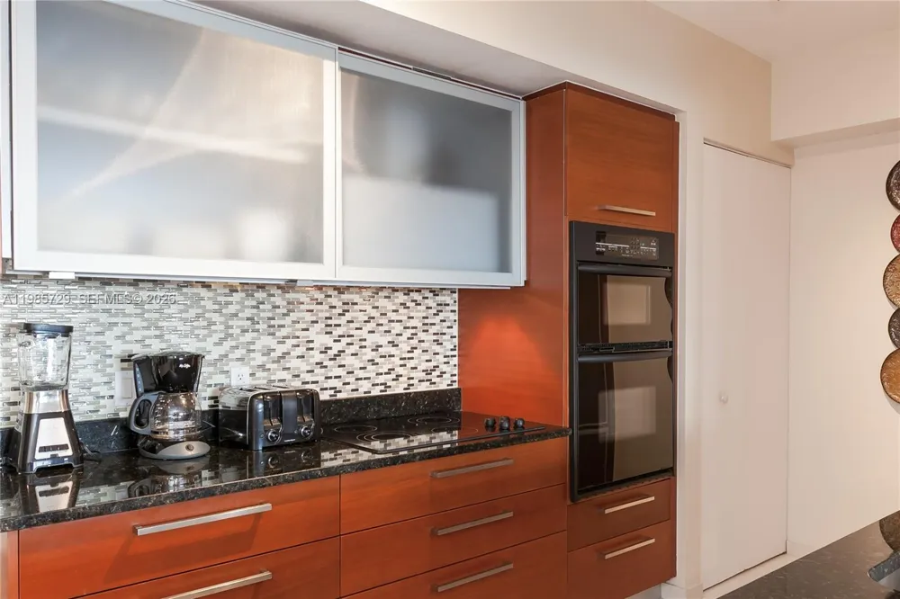 1830 S OCEAN DR #3204 Hallandale Beach, FL 33009