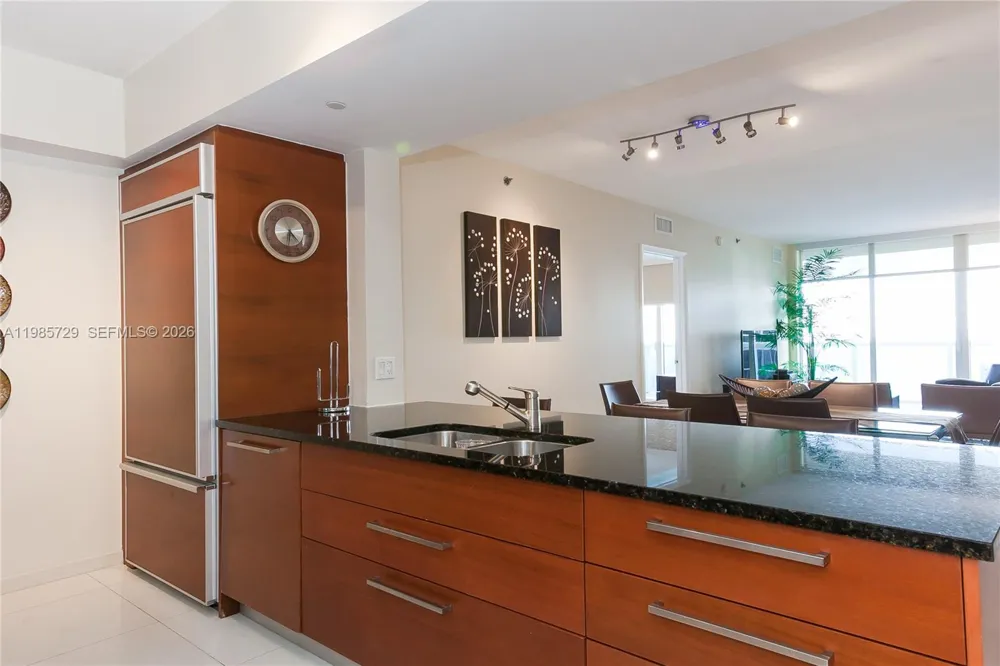 1830 S OCEAN DR #3204 Hallandale Beach, FL 33009
