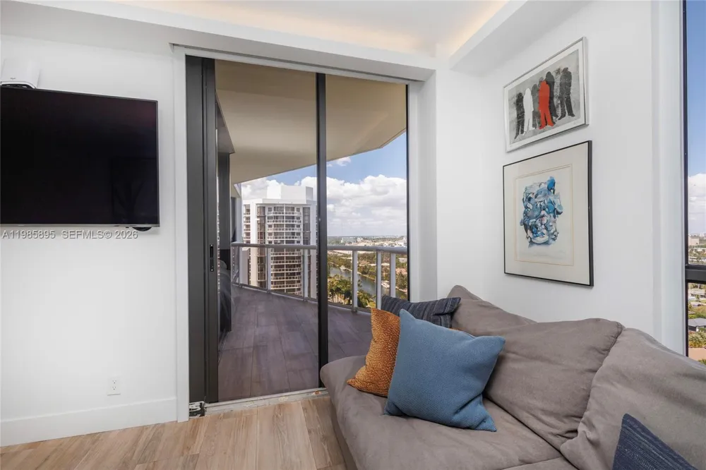 3640 Yacht Club Dr #1701 Aventura, FL 33180