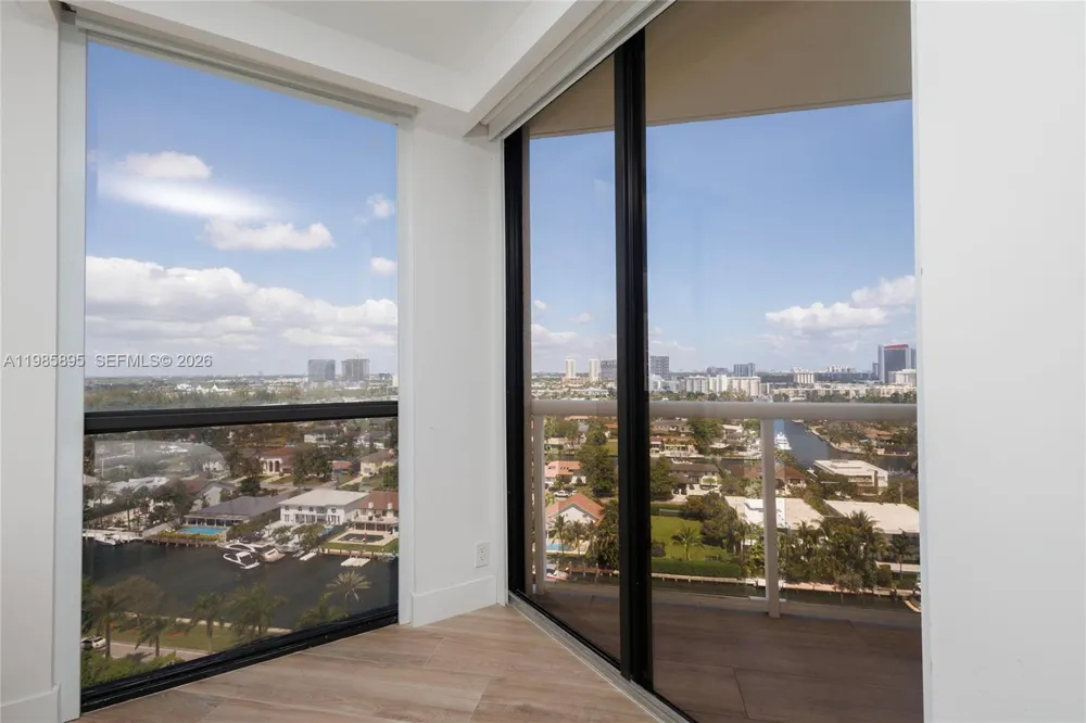 3640 Yacht Club Dr #1701 Aventura, FL 33180