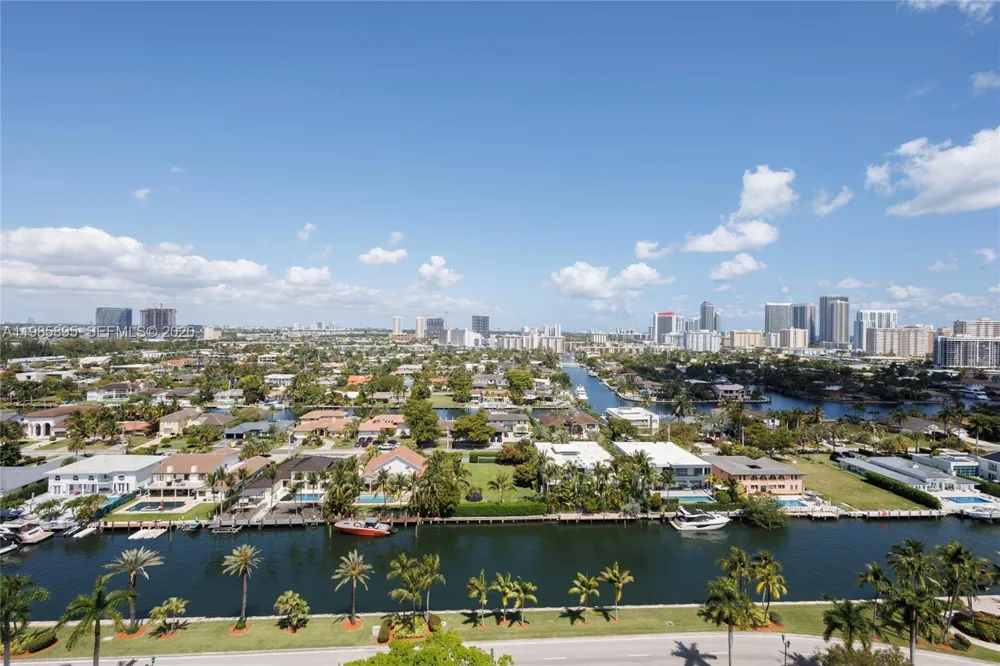 3640 Yacht Club Dr #1701 Aventura, FL 33180
