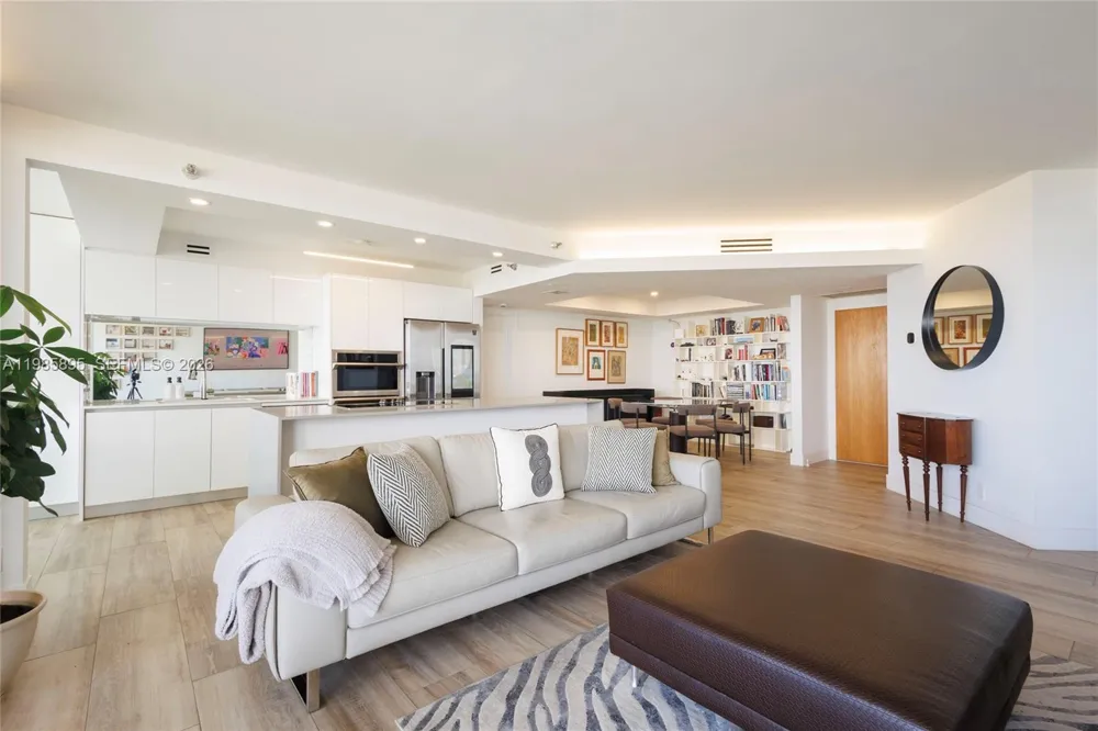 3640 Yacht Club Dr #1701 Aventura, FL 33180