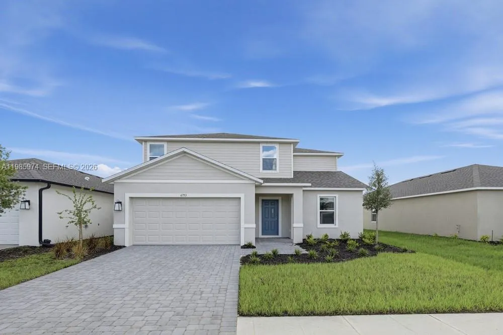 6753 Equinox Lane North Fort Myers, FL 33917