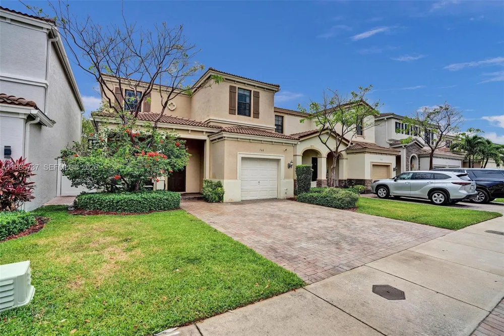 760 NE 193rd Ter Miami, FL 33179
