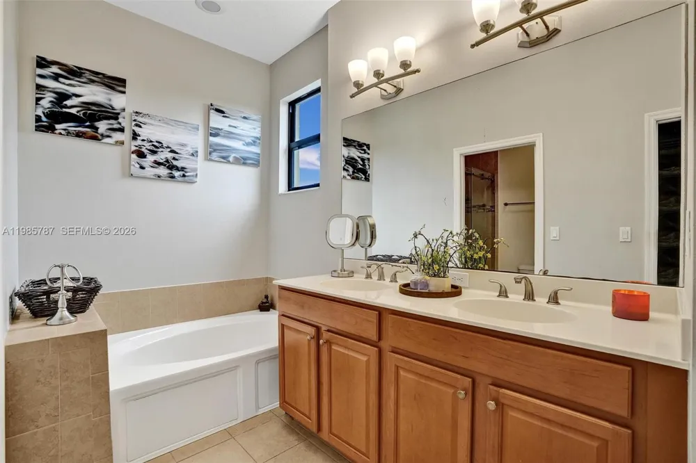 760 NE 193rd Ter Miami, FL 33179