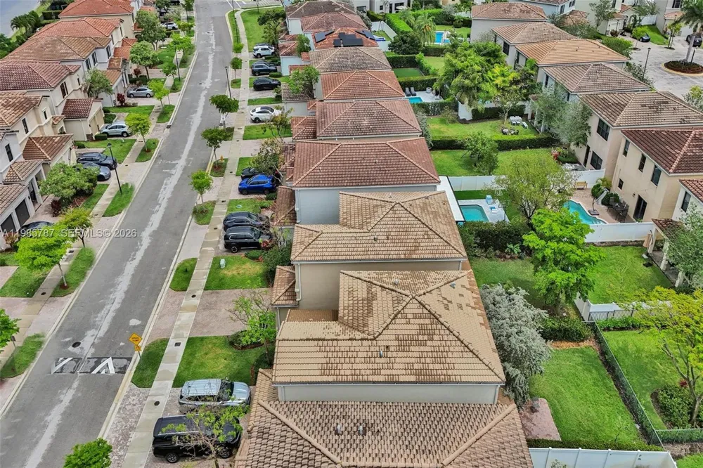 760 NE 193rd Ter Miami, FL 33179