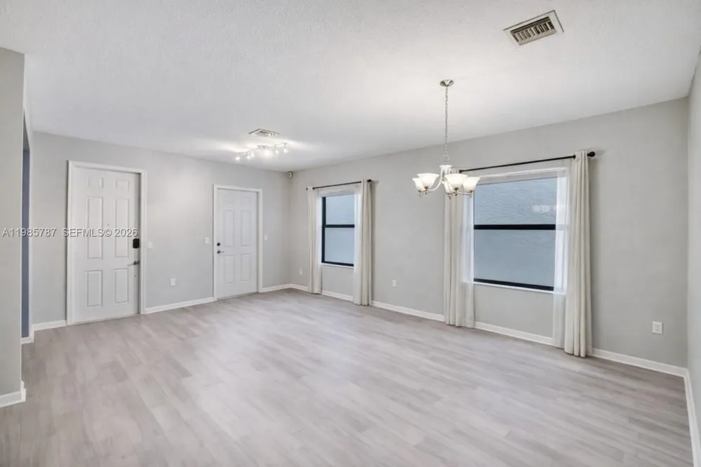 760 NE 193rd Ter Miami, FL 33179