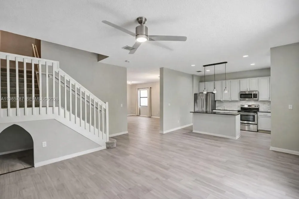 760 NE 193rd Ter Miami, FL 33179