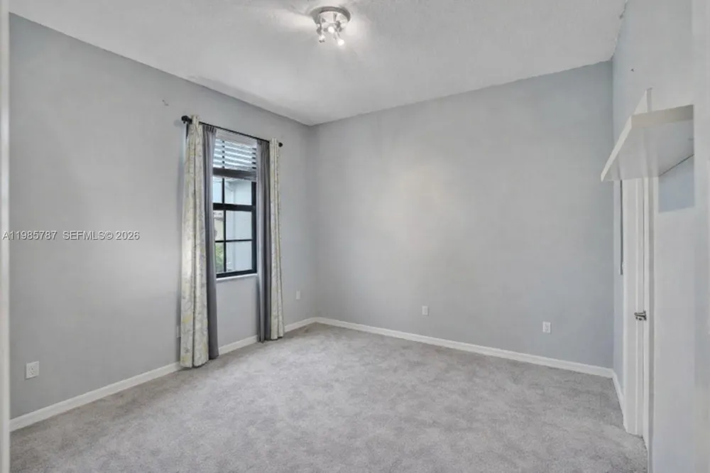 760 NE 193rd Ter Miami, FL 33179