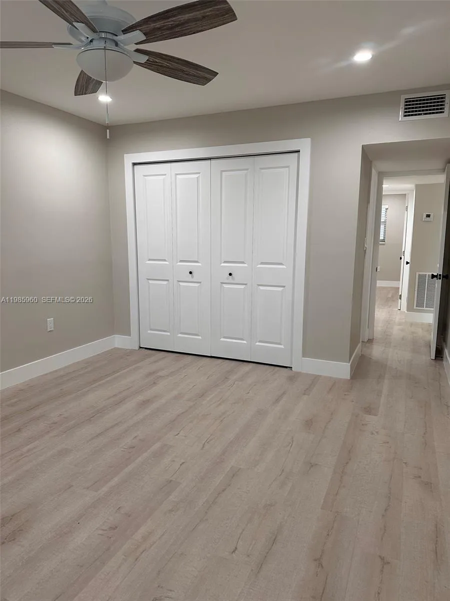 708 Victoria Dr #101 Cape Coral, FL 33904