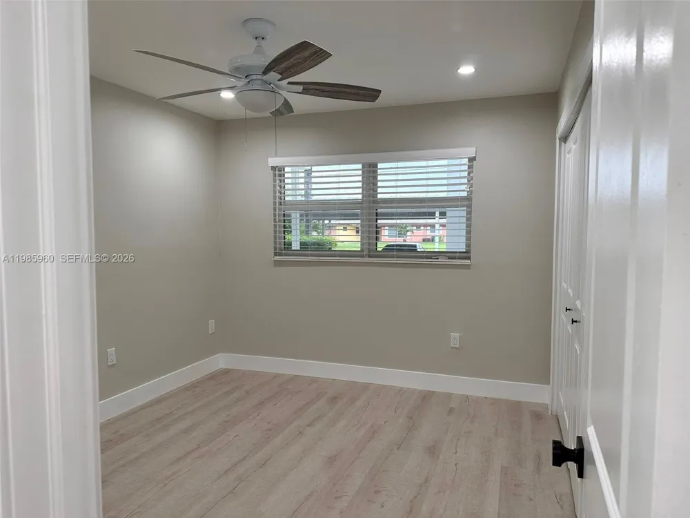 708 Victoria Dr #101 Cape Coral, FL 33904