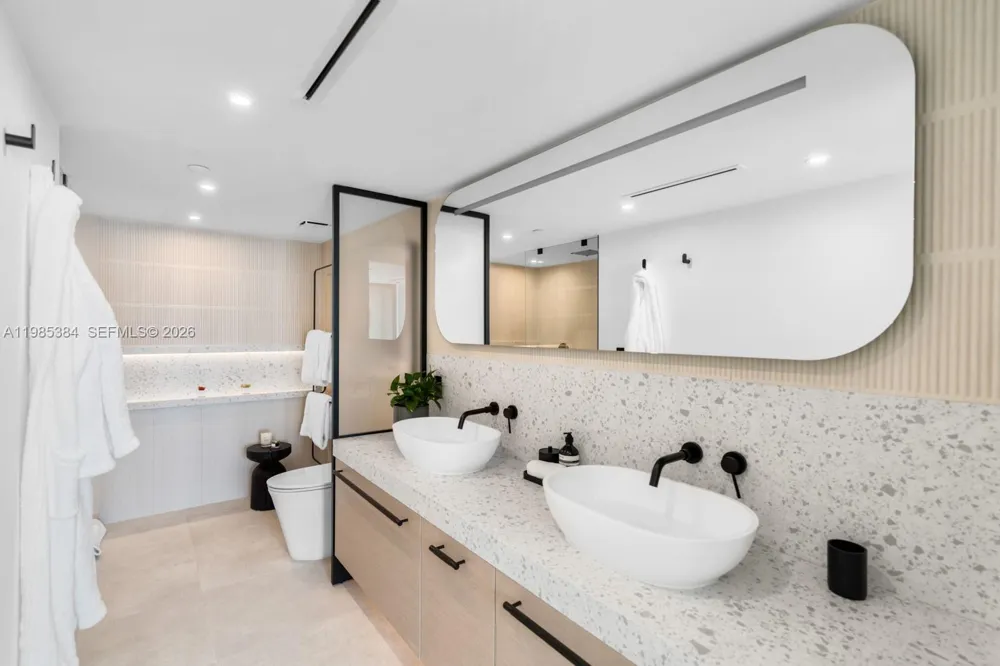 650 West Ave #1203/1205 Miami Beach, FL 33139
