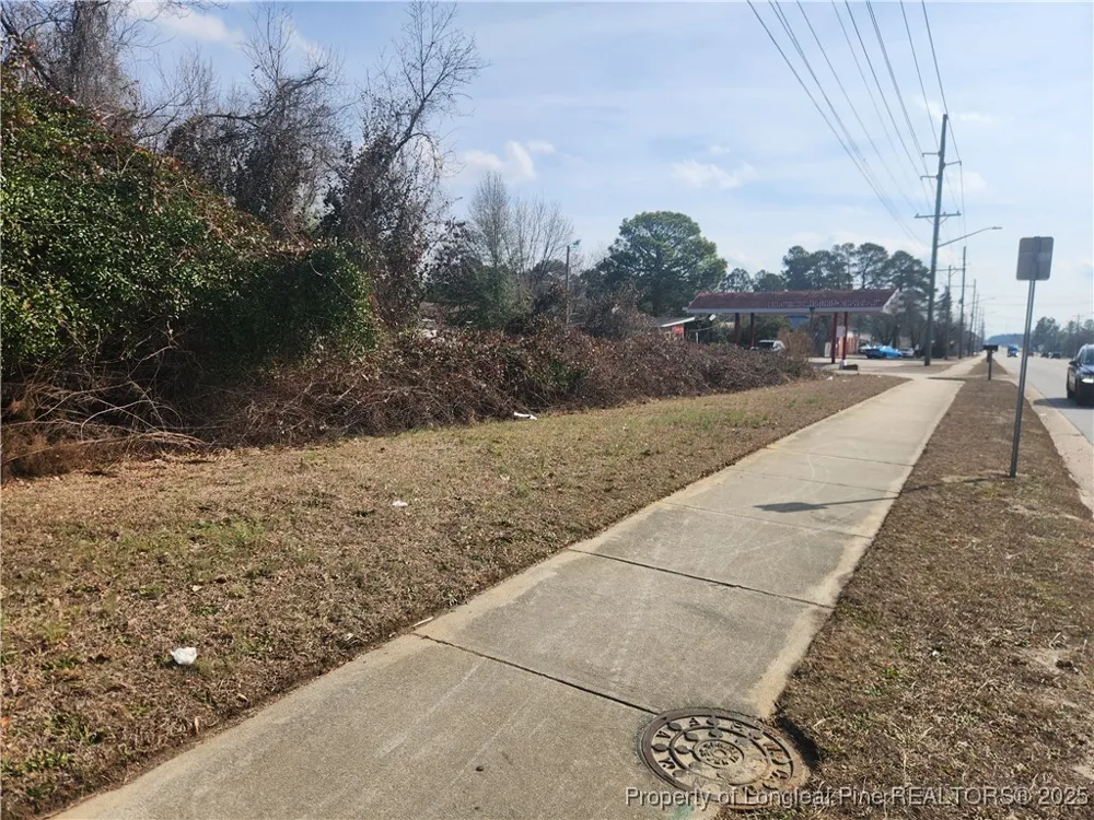 4438 Murchison Road Fayetteville, NC 28301
