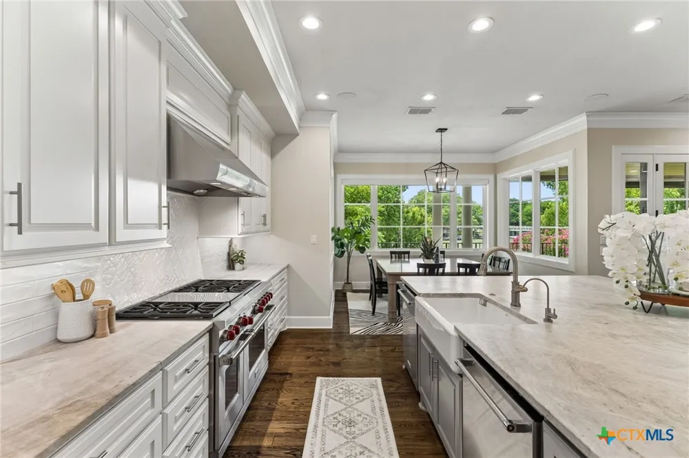 232 Laguna Rio Seguin, TX 78155