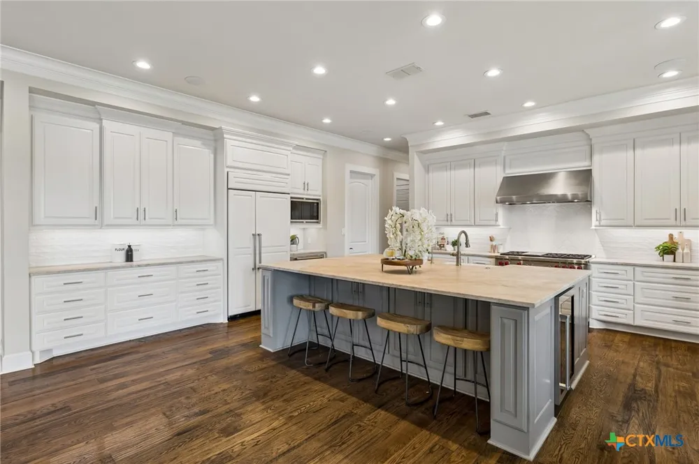 232 Laguna Rio Seguin, TX 78155