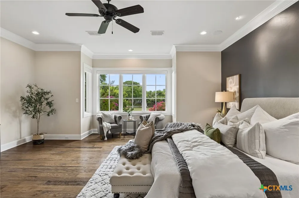 232 Laguna Rio Seguin, TX 78155